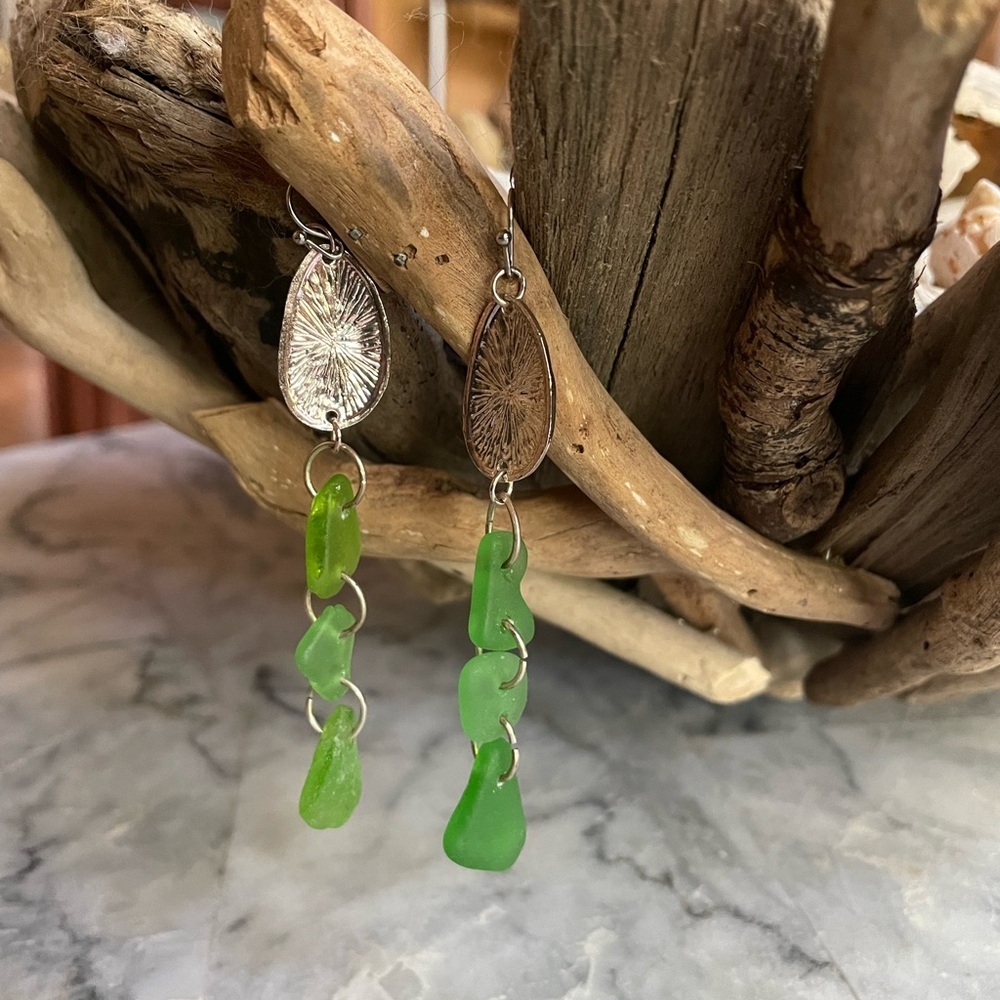 Sea Glass Handmade SeaGlass Chandelier Green Silver 3 inch New Gift Artisan - Picture 2 of 9